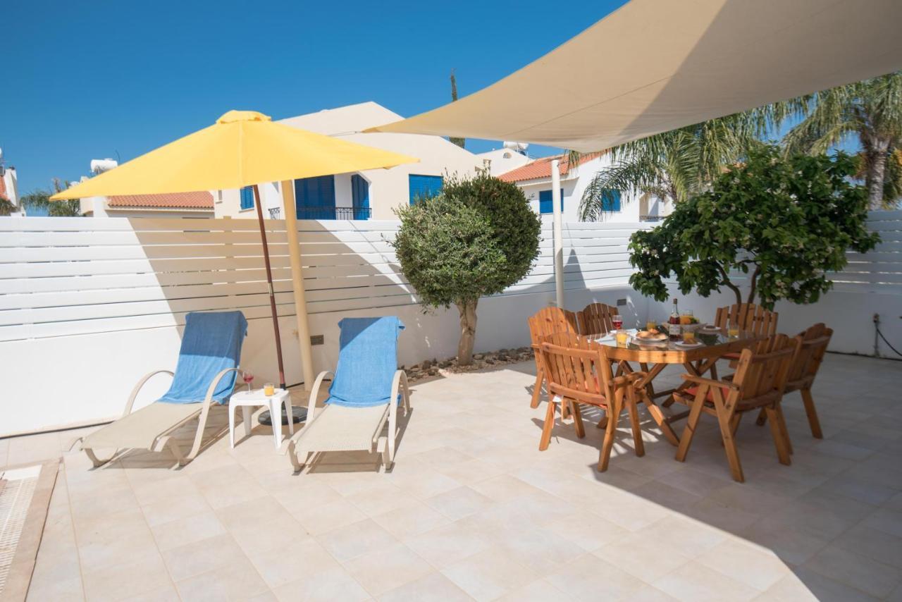 Villa Pomelo Protaras Exterior photo